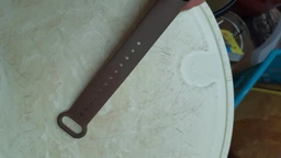 Силиконовый ремешок MRK для фитнес браслета Xiaomi Mi Band 4/3 Коричневый (1) с металлической кнопкой (mrk21042050) фото от покупателей 15