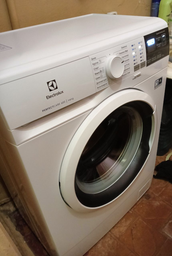 Отзывы о Стиральная машина узкая ELECTROLUX EW6S406WU | ROZETKA