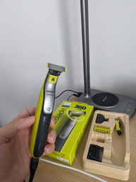 Електростанок Philips OneBlade 360 QP2834/23 для обличчя та тіла (8720689029117) фото від покупців 14