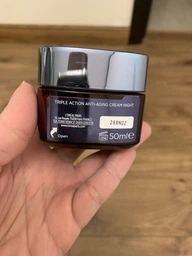 Ночной антивозрастной крем-уход L'Oreal Paris Revitalift Laser Х3 тройного действия для кожи лица 50 мл (3600522895121) фото от покупателей 9
