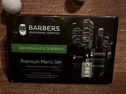 Подарочный набор для мужчин Barbers Sandalwood & Grapefruit Гель для душа Sacramento 500 мл + Успокаивающий лосьон после бритья London 100 мл + Носки мужские Bring me (4823109407923) фото от покупателей 1