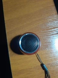 Портативна Bluetooth міні-колонка M1 Bt 5.0 200мАh TWS 3W об'ємний звук металевий корпус з ремінцем Black фото від покупців 1
