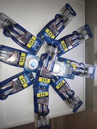 Зубная нить Oral-B Essential Мятная 50 м (5010622005029/3014260280772) фото от покупателей 14