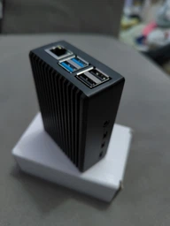 Корпус для Raspberry Pi 4 алюмінійовий чорний (RA759) фото від покупців 4