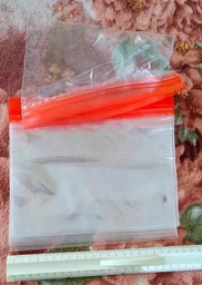 Упаковка зіп-пакетів Бонус для зберігання та заморозки&nbsp;продуктів 1 л&nbsp;8 упаковок по 10 шт (4823071658712) фото від покупців 2