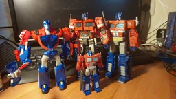 Трансформер HASBRO Оптимус Прайм Делюкс Transformers Animated Deluxe Optimus Prime фото от покупателей 3