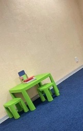 Набір дитячих меблів DOLONI Столик із двома стільцями м'ятний (04680/7) фото від покупців 4