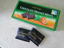 Конфети з темного шоколаду з начинкою з апельсину Maitre Truffout Chocolate Orange Mints 200 г (57361)