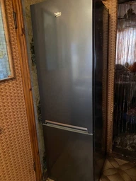 Холодильник з морозильною камерою Beko RCNA305K40XBRN фото от покупателей 2