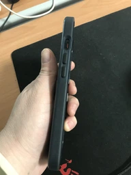 Чехол противоударный силиконовый Tech21 Evo Check MagSafe для Iphone 14/13 (6.1") Smokey Black T21-9817 фото от покупателей 6