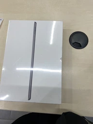 Планшет Apple iPad 10.2" 2021 Wi-Fi 64GB Space Gray (MK2K3RK/A) фото від покупців 4