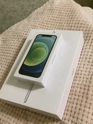 Мобильный телефон Apple iPhone 12 128GB White (MGJC3FS/A) фото от покупателей 5