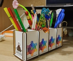 Карандашница подставка для канцелярии, карандашей, ручек, фломастеров и кистей «XS»(лхдф) на 4 отделения белый (411141)