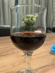 Вино Winemaker Cabernet Sauvignon/Merlot червоне напівсолодке 0.75 л (7808765712588)