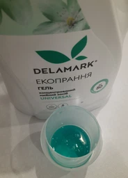 Жидкое концентрированное бесфосфатное средство для стирки Delamark Universal 1 л (4820152330154) фото от покупателей 4