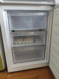 Холодильник Beko RCSA270K20W фото від покупців 1