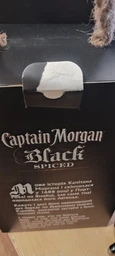 Алкогольный напиток на основе Карибского рома Captain Morgan Spiced Black 1 л 40% + 2 рюмки (4820178650991) фото от покупателей 18