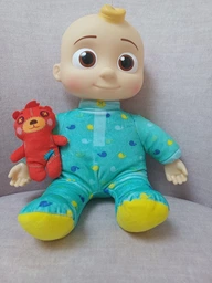 Мягкая игрушка CoComelon Roto Plush Bedtime JJ Doll Джей Джей со звуком (CMW0016)
