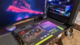 Відеокарта ASUS GeForce RTX 4090 24GB GDDR6X STRIX OC GAMING ROG-STRIX-RTX4090-O24G-GAMING (90YV0ID0-M0NA00) фото від покупців 1