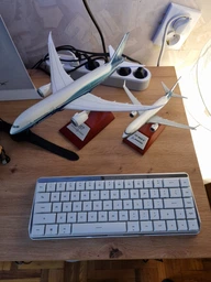 Клавіатура ASUS ROG Falchion RX Low Profile Red Wireless/Bluetooth/USB UA White (90MP03EC-BKMA10) фото від покупців 11