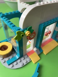 Конструктор LEGO Лікарня в Хартлейк-Сіті 1045 деталей (42621) фото від покупців 2