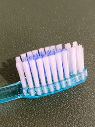 Зубная щетка Pierrot Ref.14 ортодонтическая Orthodontic Xtreme средняя (8411732000145) фото от покупателей 5