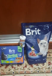 Сухий корм з ягням Brit Premium Sterilized Lamb Бріт Преміум для стерилізованих котів 8 кг + наповнювач в подарунок (8595602553242) фото от покупателей 5
