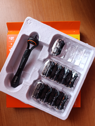 Станок для гоління чоловічий (Бритва) Gillette Fusion5 з 2 змінними картриджами (7702018866946) фото від покупців 4