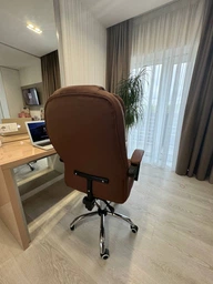 Крісло керівника з підставкою для ніг VIRGO X9 Brown фото від покупців 5