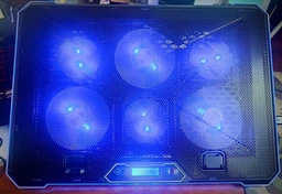 Охолоджуюча підставка для ноутбука GamePro CP940 Black фото від покупців 17