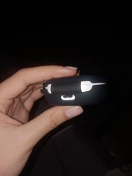 Силиконовый чехол Nik с карабином для Xiaomi Redmi Buds 4 Lite white фото от покупателей 2