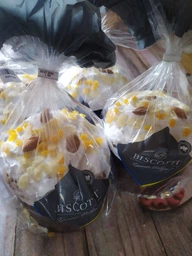 Паска BISCOTTI з родзинками 245 г (4820180814800) фото від покупців 8
