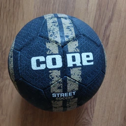 Мяч футбольный вспененная резина Core Pro Liga №5 STREET 044 Black-White-Gold фото от покупателей 6