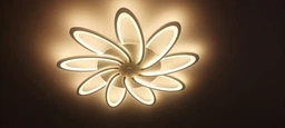 Люстра світлодіодна стельова LUMINARIA LORENA 150W 9R 810/50 APP WHITE 220V IP20, LED світильник з пультом ДУ фото від покупців 2