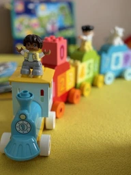 Конструктор LEGO Потяг із цифрами – вчимося рахувати (10954) фото від покупців 6