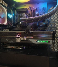 Відеокарта Gigabyte GeForce RTX 4080 Super Gaming OC 16G (GV-N408SGAMING OC-16GD) фото від покупців 9