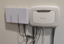 Безперебійник для роутера 8800 мА SKE 530P 9В/12В 1А фото від покупців 1