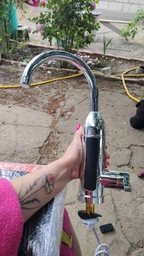 Кран с подогревом воды кухонный смеситель с дисплеем хромированный проточный водонагреватель для кухни ART нижнее подключение монокран электро фото от покупателей 4