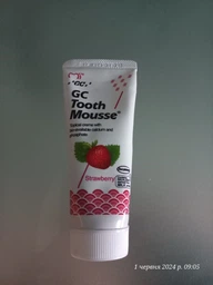 Ремінералізуючий захисний крем GC Tooth Mousse для чутливих зубів з смаком полуниці та дині фото от покупателей 5