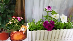 Кашпо Decoline Котенок в кошельке гипс K0305G