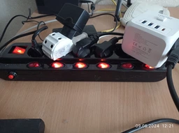 Сетевой фильтр электрический удлинитель с защитой бытовой Electraline универсальный с заземлением на 6 розеток 7 кнопок переноска 3х1мм 1.5 м белый (62503) фото от покупателей 8