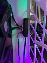 DeepCool FH-04 4 Port Fan Hub Black фото від покупців 2