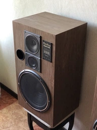 Шпон файн-лайн Classic Veneer Орех Каналето Тангентал 2800x640 мм (ORCF 61)