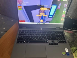 Ноутбук Lenovo LOQ 15IRX9 (83DV00KERA)