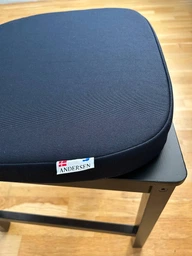 Подушка для стула Andersen Seat L 37х38 см (СМР271) фото от покупателей 2