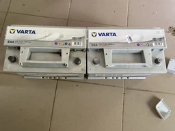 Автомобільний акумулятор Varta Silver Dynamic 77А Єв (-/+) E44 (780EN) (577400078) фото від покупців 11