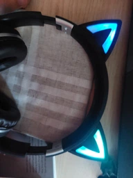 Бездротові навушники Onvyx BT612I з котячими вушками, RGB-підсвічуванням, Bluetooth 5.3, FM-радіо, MicroSD, AUX, складні Black фото від покупців 1