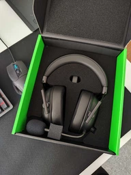 Навушники Razer Blackshark V2 HyperSpeed Wireless White (RZ04-04960200-R3M1) фото від покупців 4