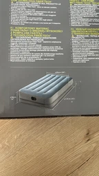Надувная кровать-матрас Intex 64157 со встроенным насосом 99х191х36 см Голубая фото от покупателей 6