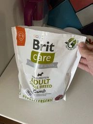 Сухой гипоаллергенный корм для взрослых собак малых пород Brit Care Dog Hypoallergenic Adult Small Breed Lamb с ягненком 7 кг (172651) фото от покупателей 4